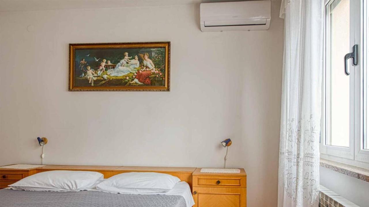 Room Mario Ровинь Экстерьер фото